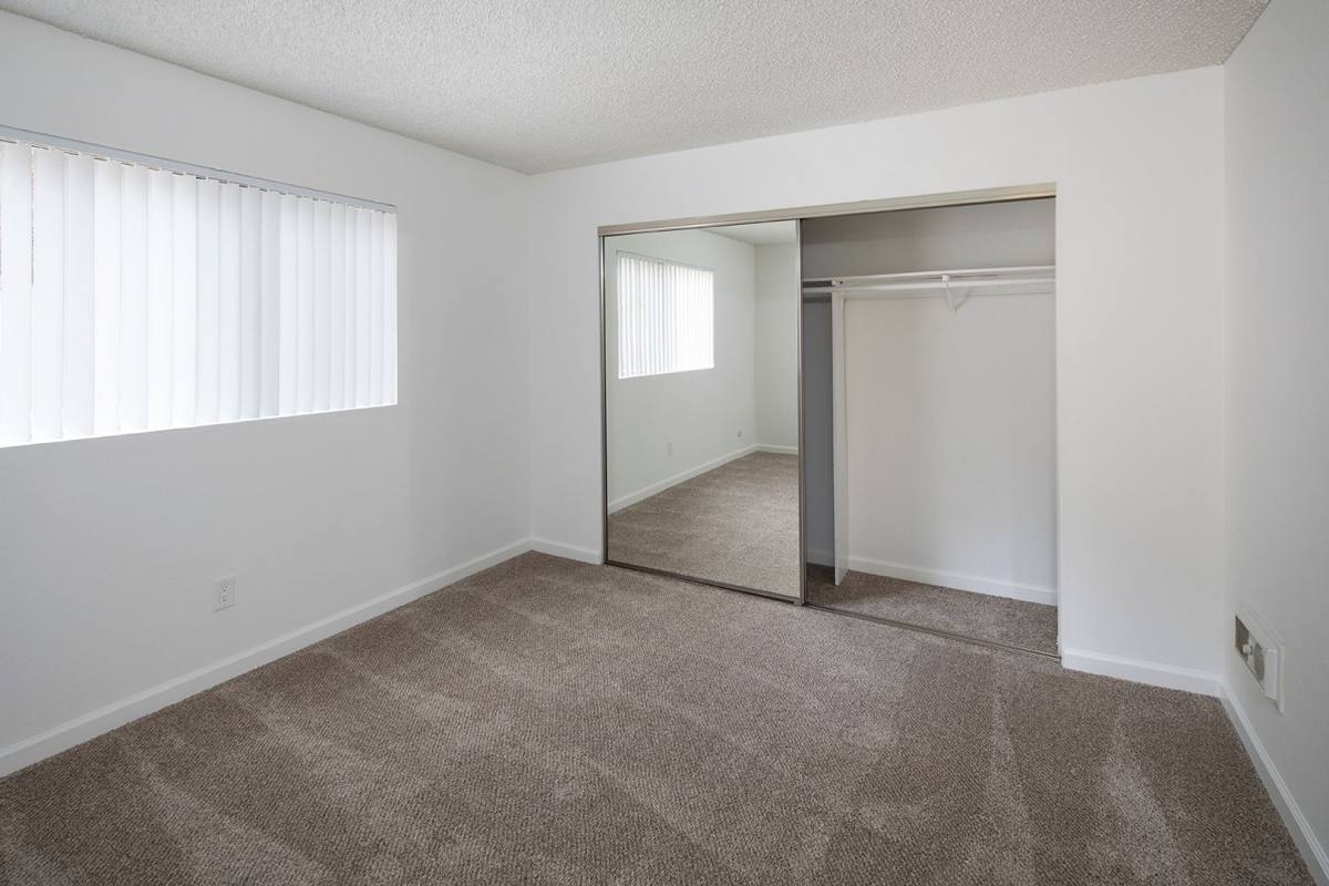 Apartment for rent at 13850 Mango Dr, Del Mar, CA 92014