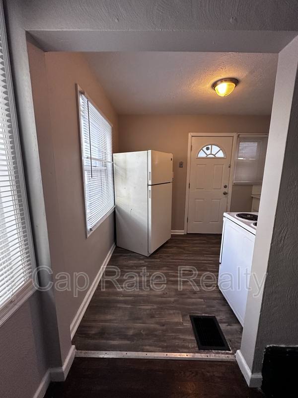 House for rent at 322 S Powell Ave, Columbus, OH 43204