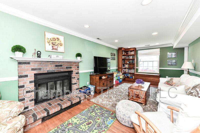 House for rent at 123 S Dickenson Ave, Sterling, VA 20164