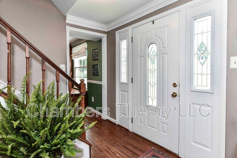 House for rent at 123 S Dickenson Ave, Sterling, VA 20164