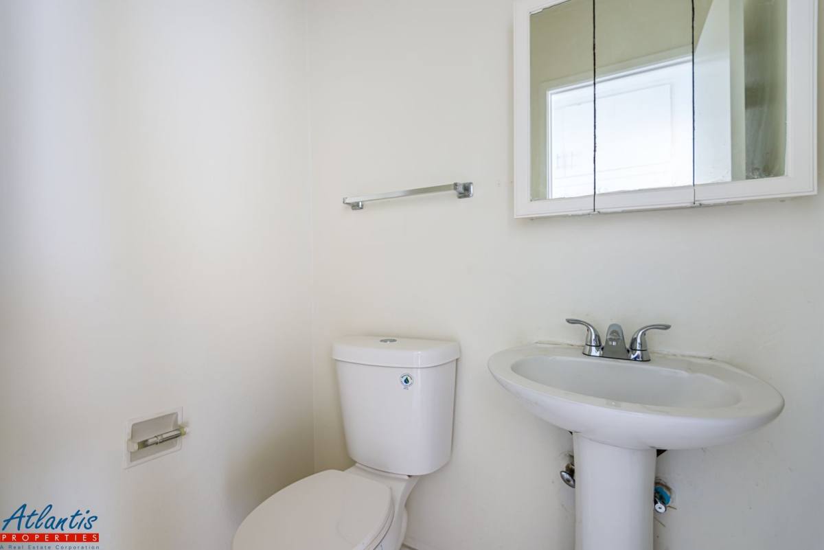 Apartment for rent at 439 S 4th St, San Jose, CA 95112
