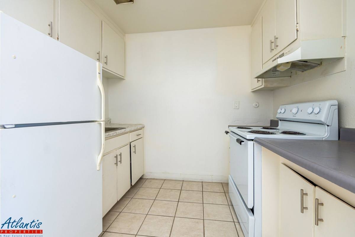 Apartment for rent at 439 S 4th St, San Jose, CA 95112