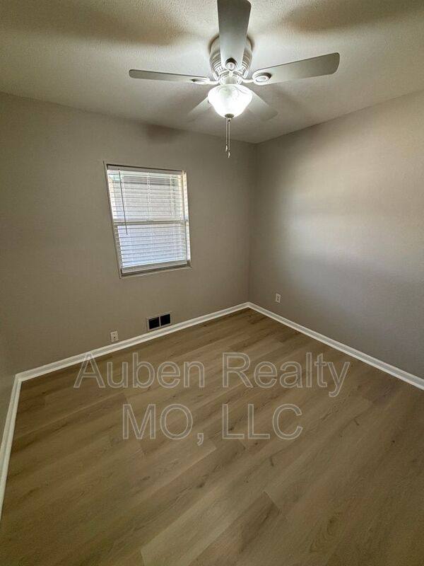 Apartment for rent at 3143 Pucketts Rd - Puckett #740, Kansas City, KS 66103