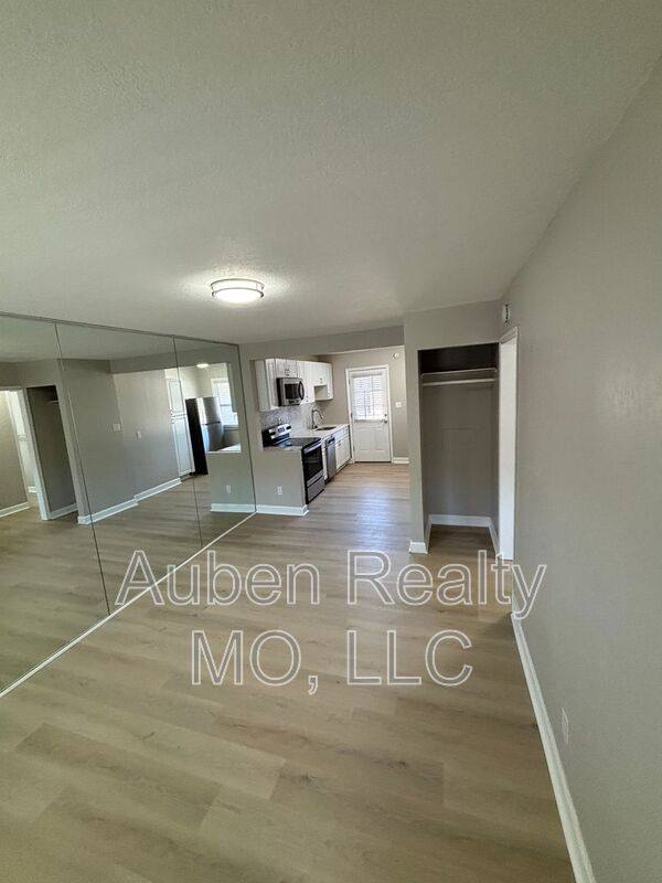 Apartment for rent at 3143 Pucketts Rd - Puckett #740, Kansas City, KS 66103