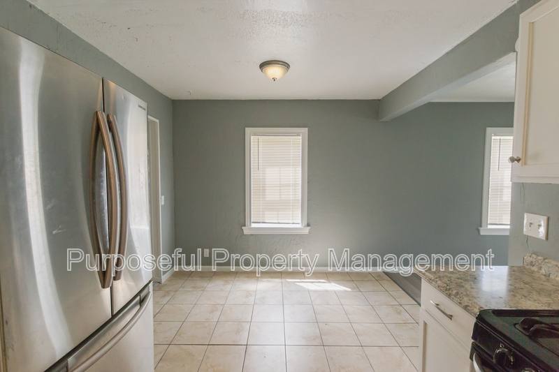 House for rent at 3200 SW 20th St, Oklahoma City, OK 73108