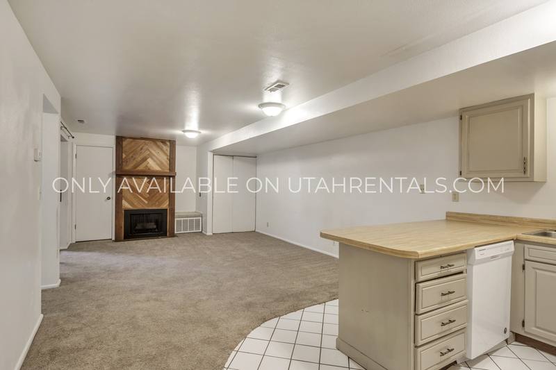 Condo for rent at 1760 N Willowbrook #LEFT, Provo, UT 84604