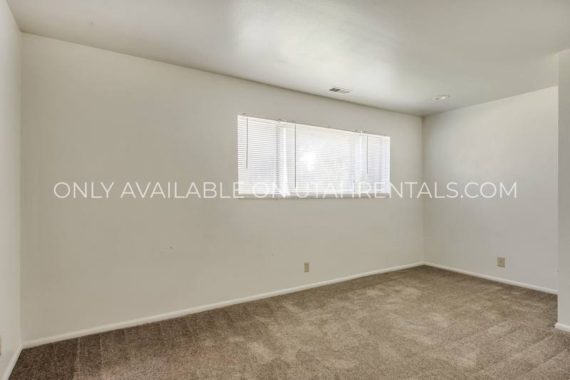 Condo for rent at 1760 N Willowbrook #LEFT, Provo, UT 84604