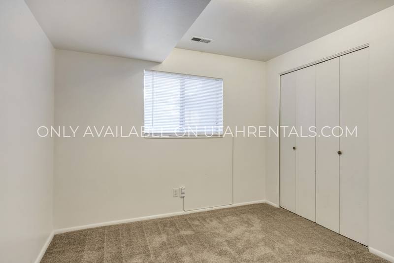 Condo for rent at 1760 N Willowbrook #LEFT, Provo, UT 84604