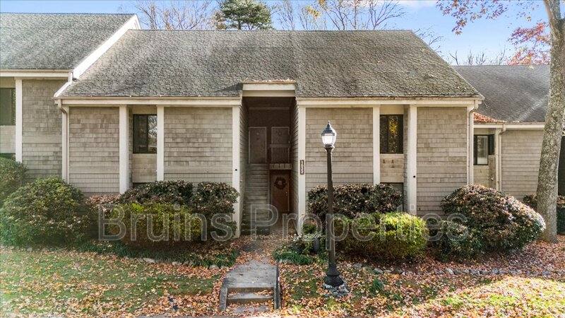 Condo for rent at 1522 Benjamin Parkwayunit C, Greensboro, NC 27408