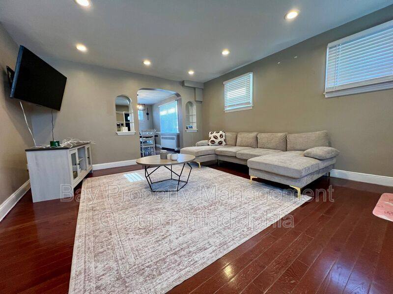 House for rent at 317 Barker Ave, Lansdowne, PA 19050