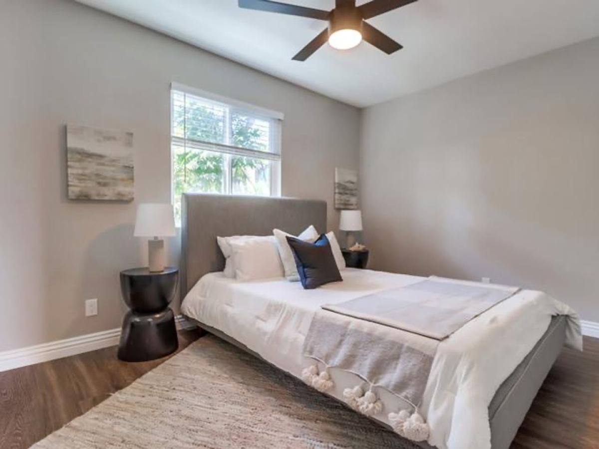 Apartment for rent at 137-149 Avocado St, Encinitas, CA 92024