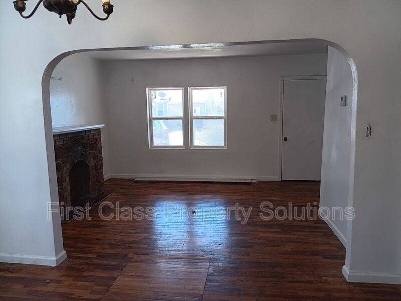House for rent at 1701 NE 34th St, Oklahoma City, OK 73111