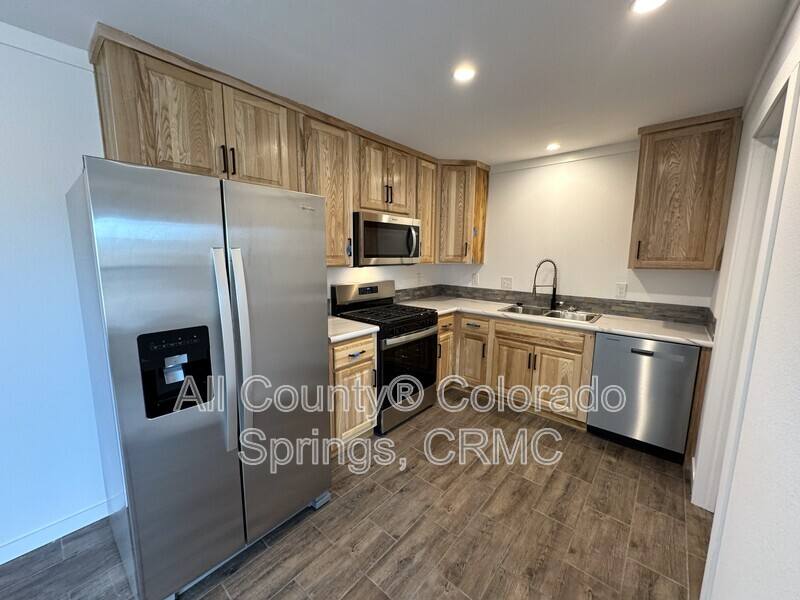 Apartment for rent at 692 E Hahns Peak Ave, Pueblo, CO 81007