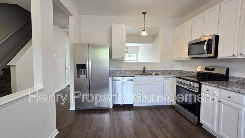 Townhouse for rent at 134 Forthview Way, Apex, NC 27502