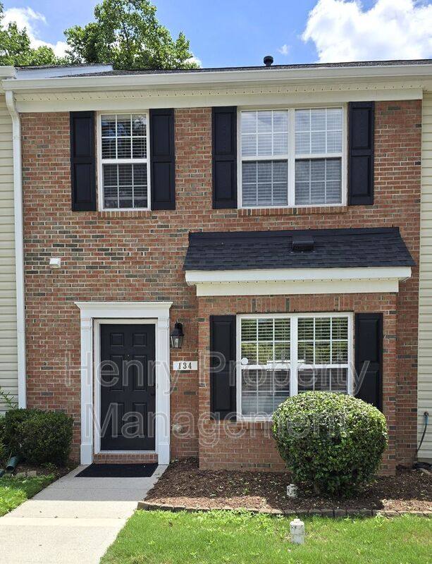 Townhouse for rent at 134 Forthview Way, Apex, NC 27502
