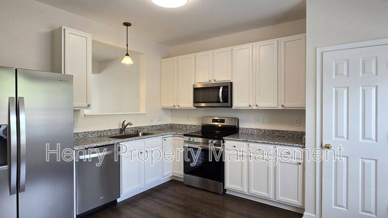 Townhouse for rent at 134 Forthview Way, Apex, NC 27502