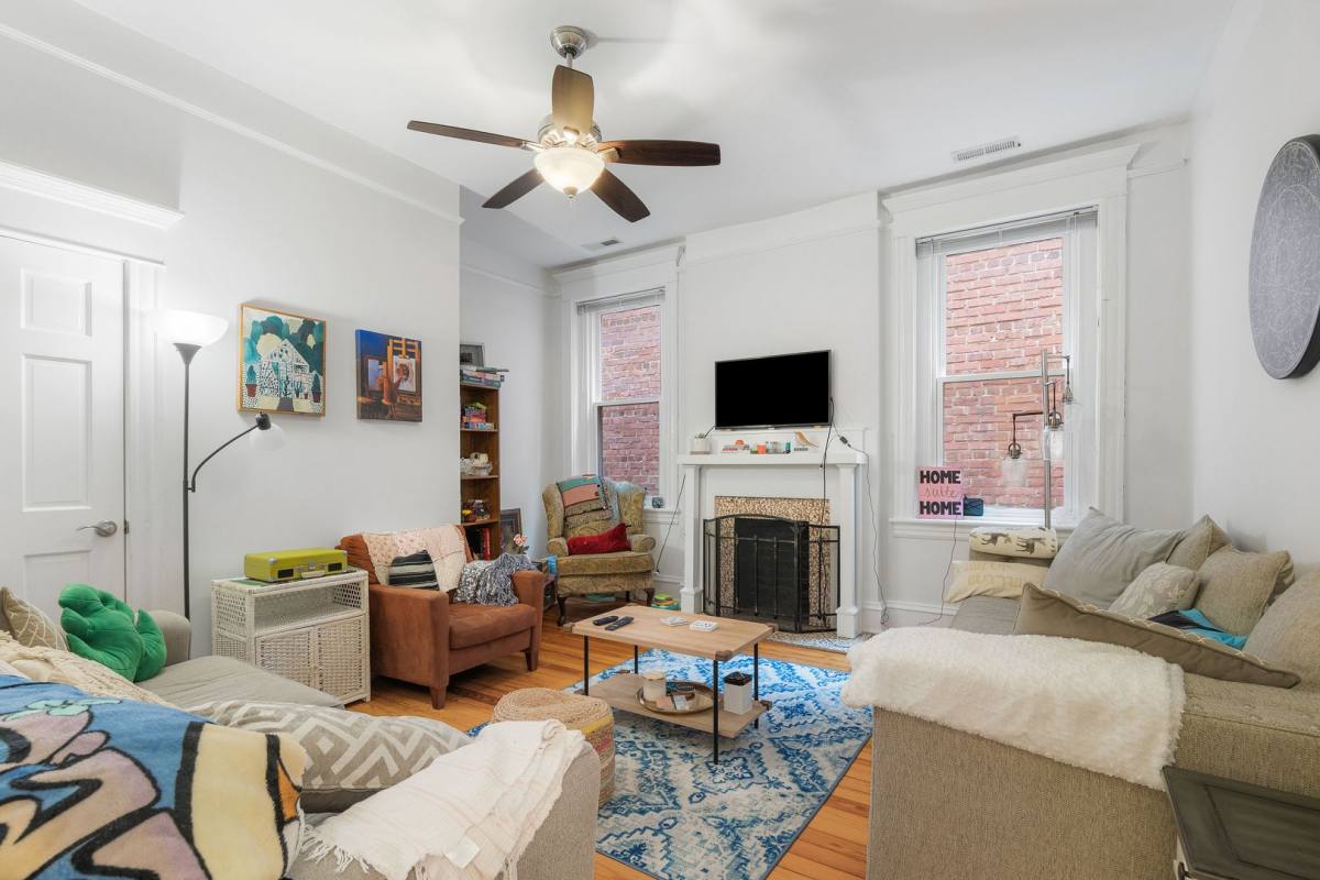 Apartment for rent at 22 N Arthur Ashe Blvd, Richmond, VA 23220