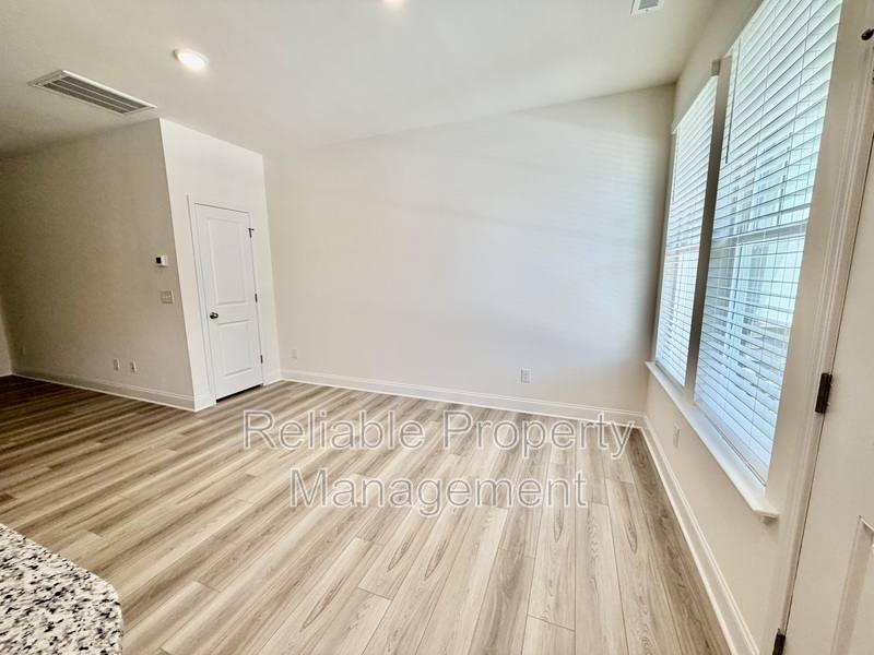 Townhouse for rent at 6407 Granite Quarry Dr, Raleigh, NC 27610