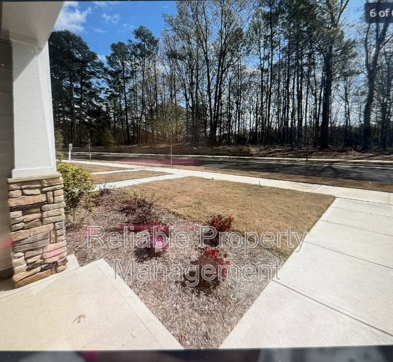 Townhouse for rent at 6407 Granite Quarry Dr, Raleigh, NC 27610