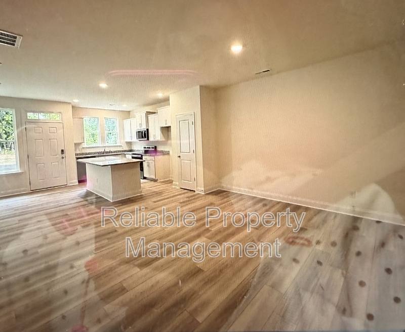 Townhouse for rent at 6407 Granite Quarry Dr, Raleigh, NC 27610