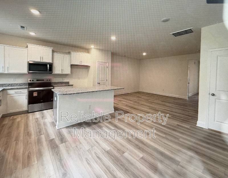 Townhouse for rent at 6407 Granite Quarry Dr, Raleigh, NC 27610