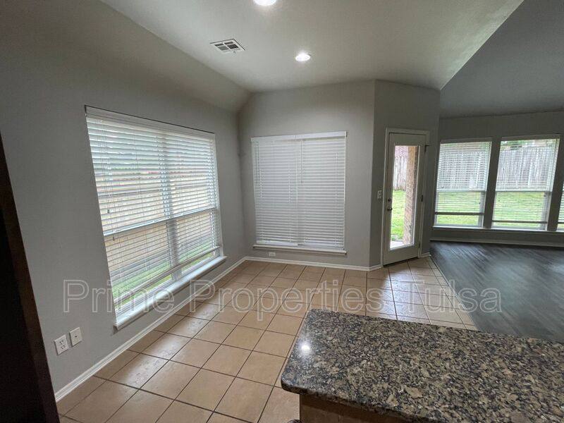House for rent at 11725 S Vine St W, Jenks, OK 74037