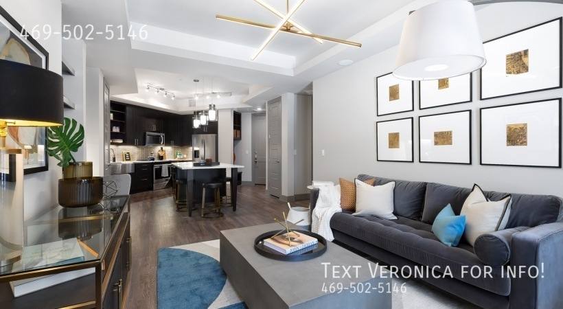 Apartment for rent at 10727 Domain Dr, Austin, TX 78758