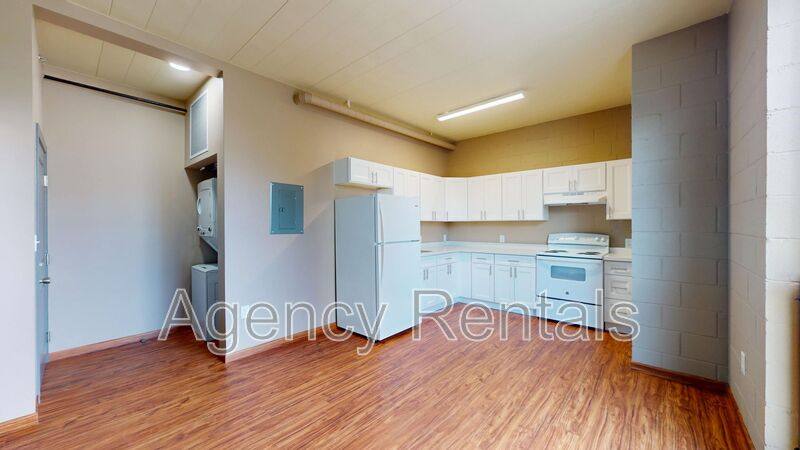 Apartment for rent at 1407 Pensacola St #407, Honolulu, HI 96822