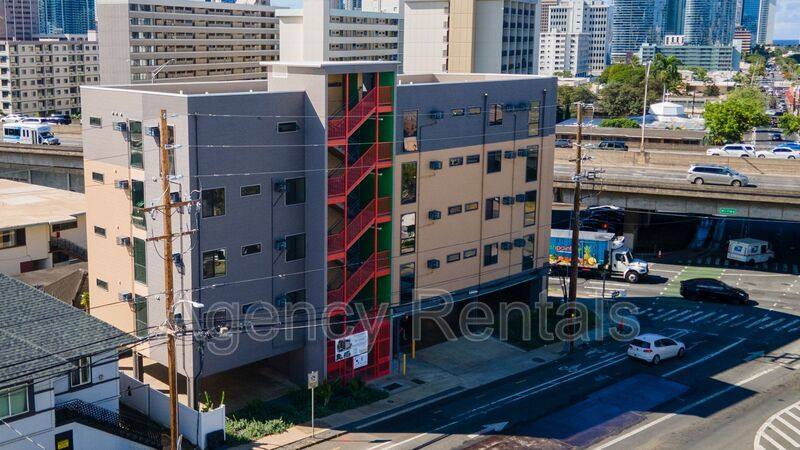Apartment for rent at 1407 Pensacola St #407, Honolulu, HI 96822