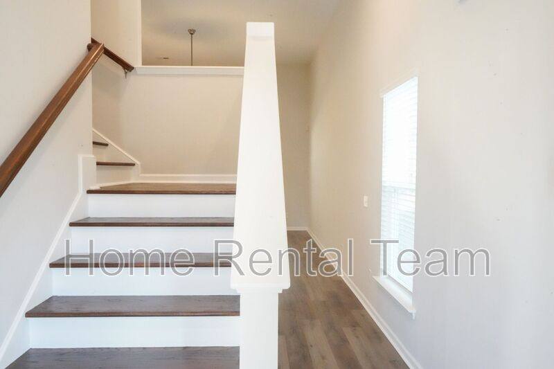 House for rent at 142 Brookline Dr, Port Wentworth, GA 31407