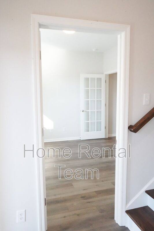 House for rent at 142 Brookline Dr, Port Wentworth, GA 31407