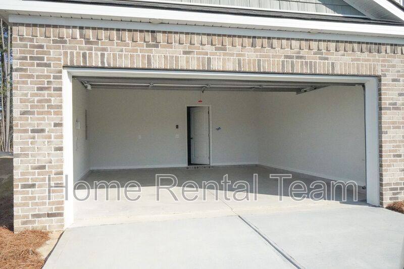 House for rent at 142 Brookline Dr, Port Wentworth, GA 31407