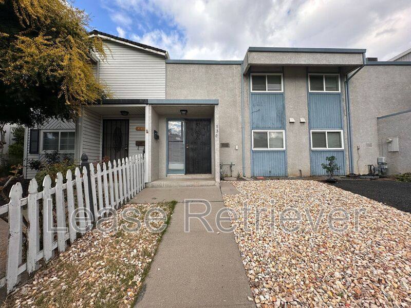 Townhouse for rent at 830 Palm Circle, Tracy, CA 95376
