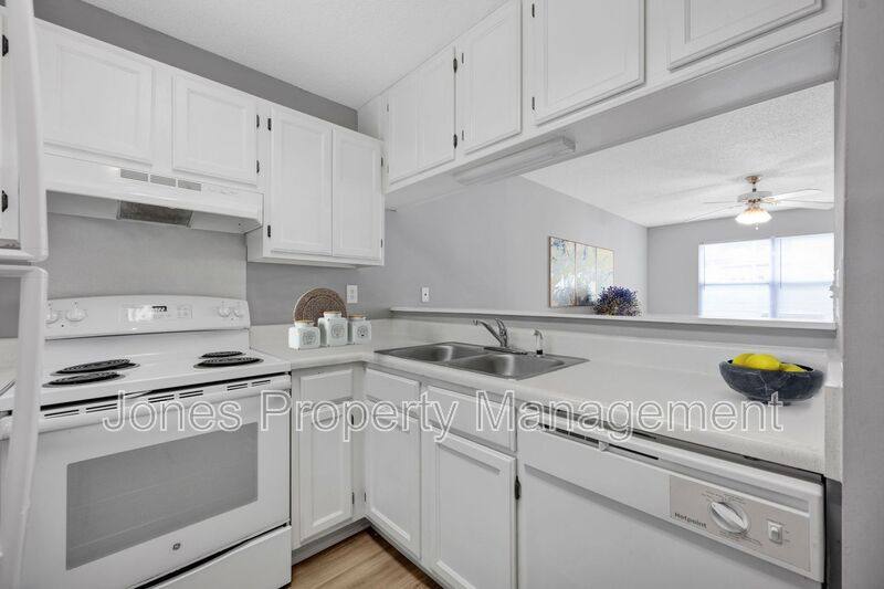 Apartment for rent at 305 R Country Club Dr, Concord, NC 28025