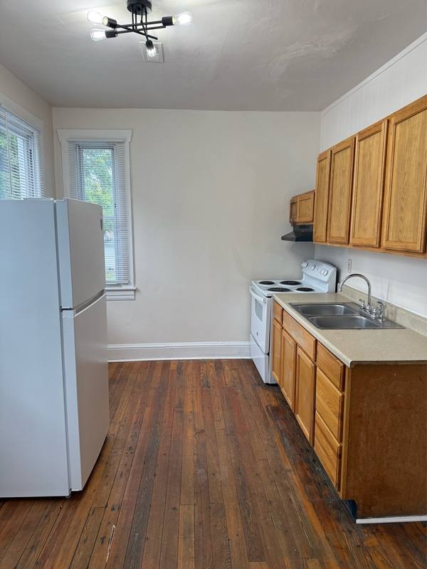 Apartment for rent at 1020 Jamison Ave NE #3, Roanoke, VA 24013