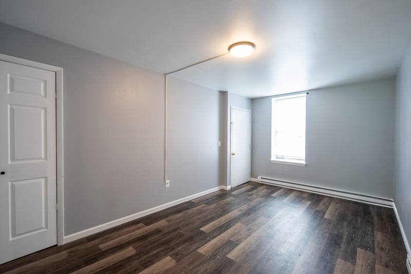 Apartment for rent at 50-62 E St #7B, Schaghticoke, NY 12154