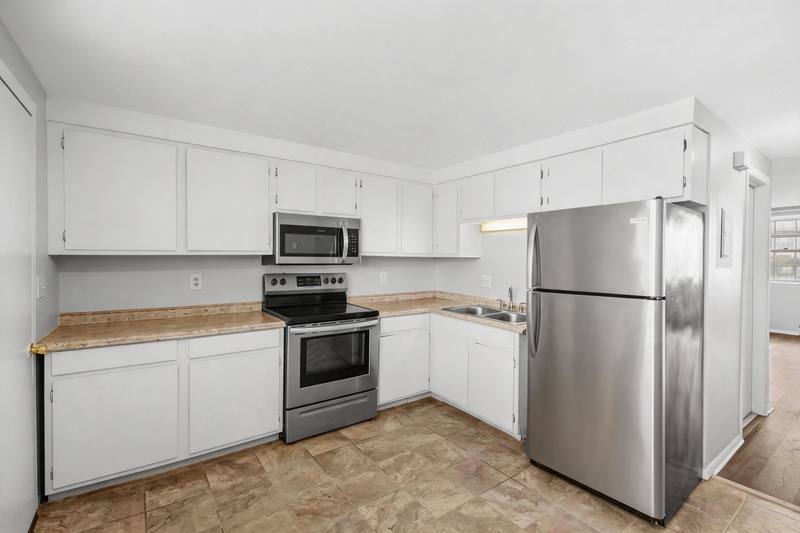 Apartment for rent at 50-62 E St #7B, Schaghticoke, NY 12154