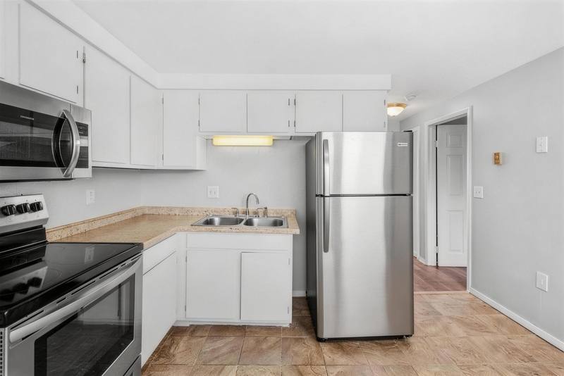 Apartment for rent at 50-62 E St #7B, Schaghticoke, NY 12154