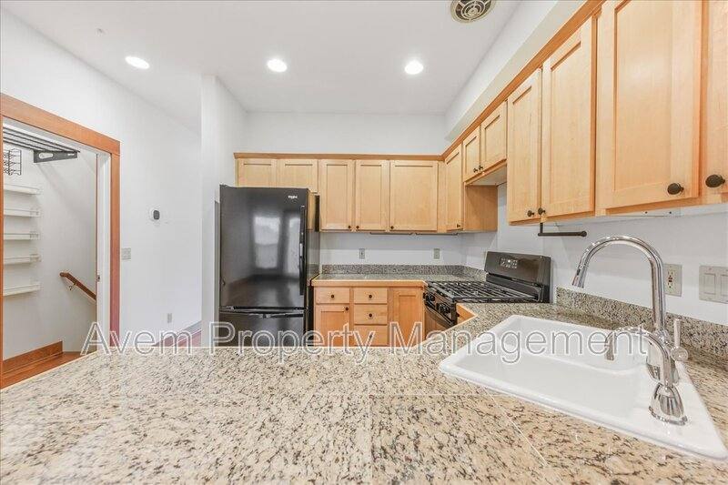 House for rent at 4527 SE 40th Ave, Portland, OR 97202