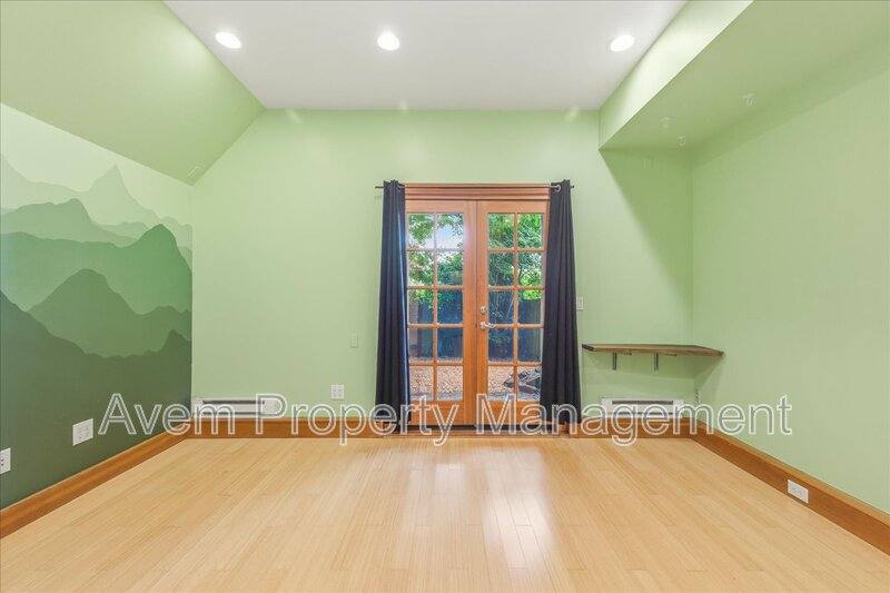 House for rent at 4527 SE 40th Ave, Portland, OR 97202