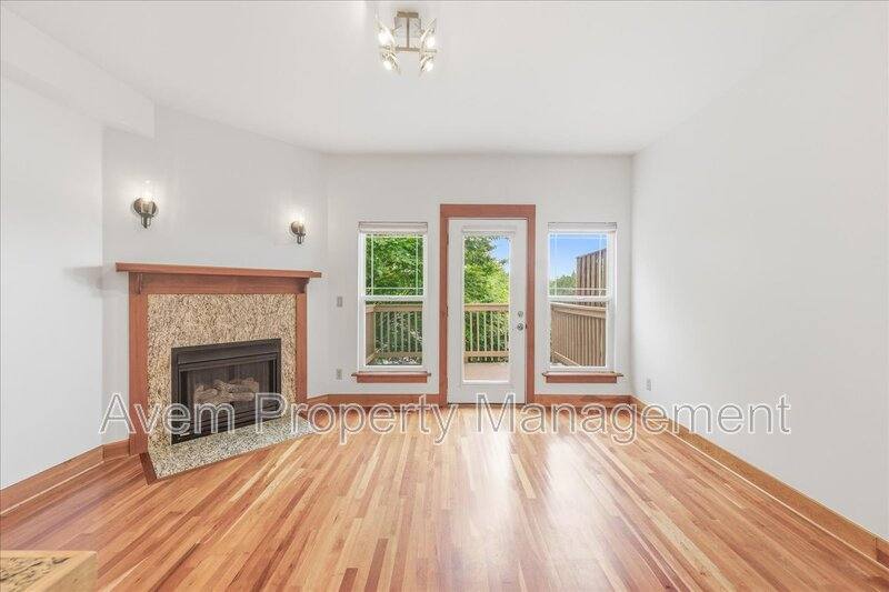 House for rent at 4527 SE 40th Ave, Portland, OR 97202