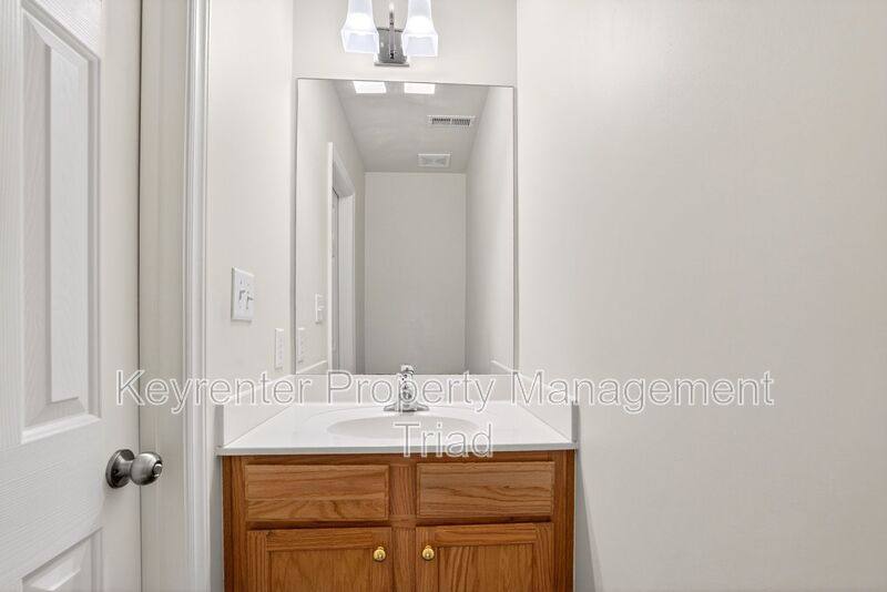 Townhouse for rent at 805 Creek Crossing Trail, Whitsett, NC 27377