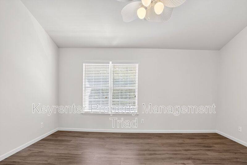 Townhouse for rent at 805 Creek Crossing Trail, Whitsett, NC 27377