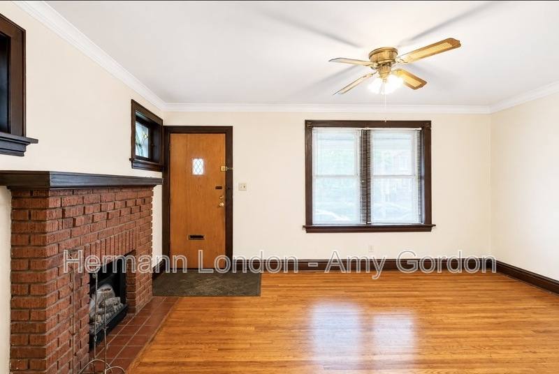 Apartment for rent at 5046 Winona Ave #B, Saint Louis, MO 63109