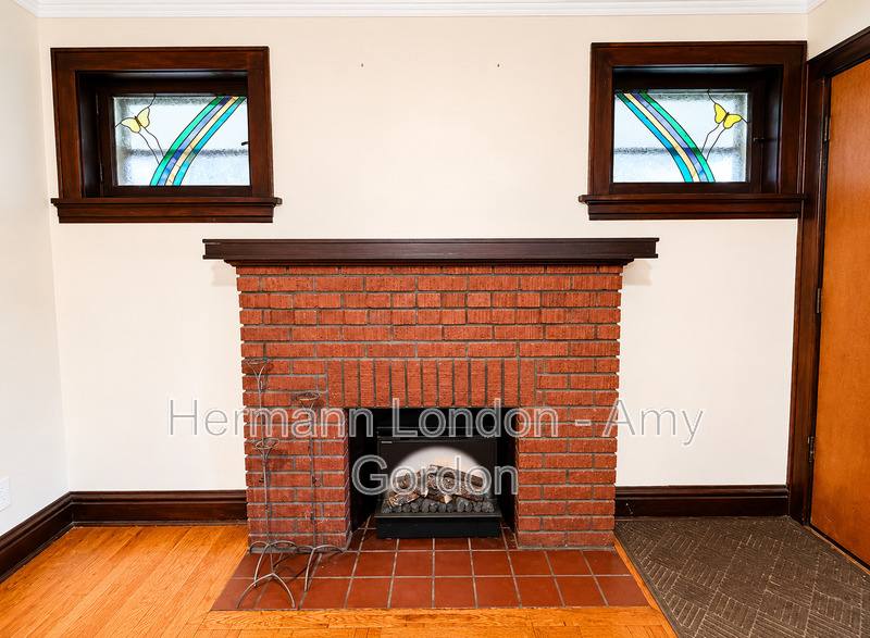 Apartment for rent at 5046 Winona Ave #B, Saint Louis, MO 63109