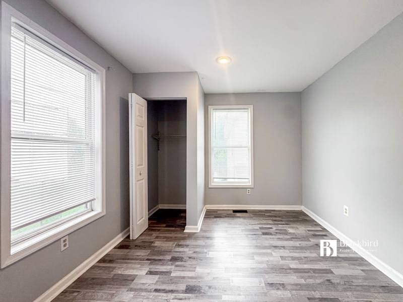 Apartment for rent at 716 55th St NE #1, Washington, DC 20019