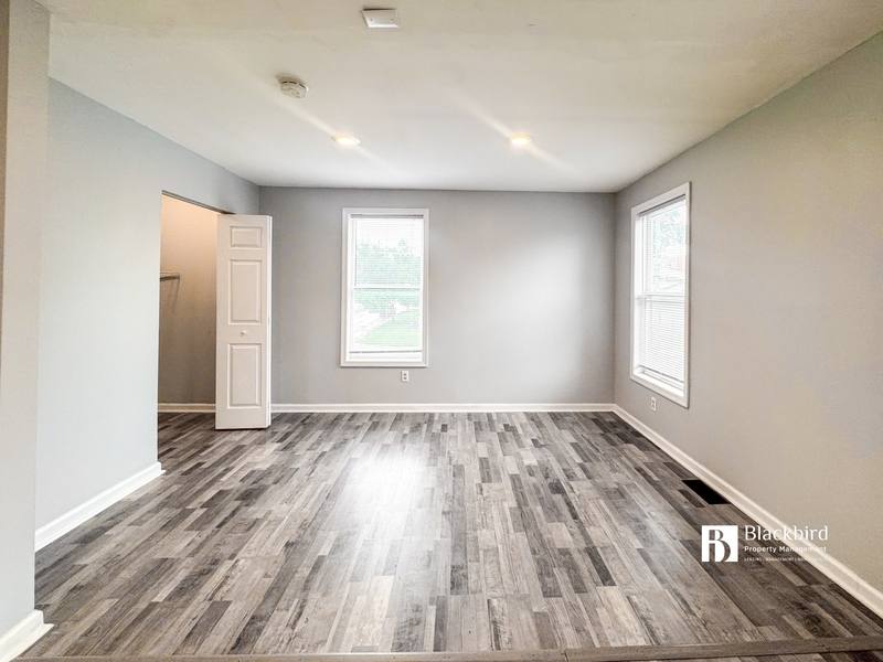 Apartment for rent at 716 55th St NE #1, Washington, DC 20019