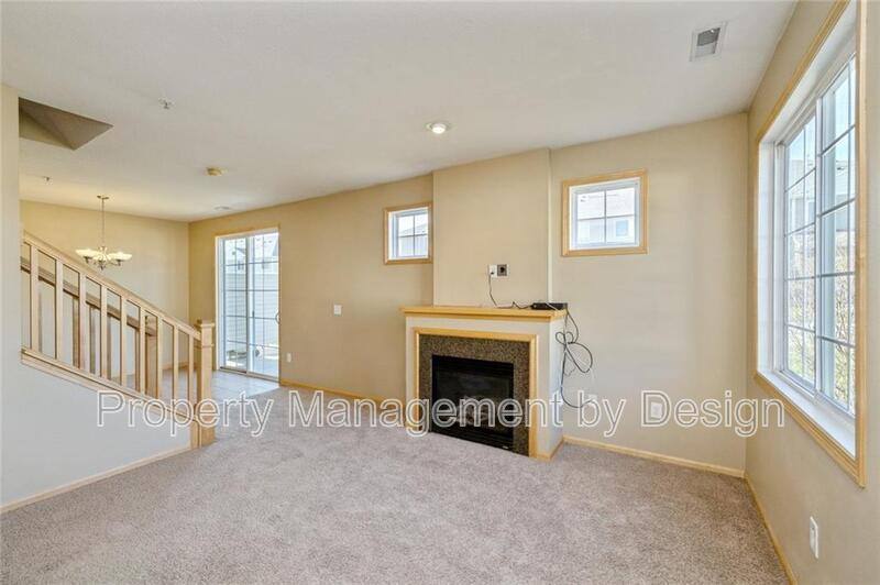 Townhouse for rent at 8580 Rock Dr, West Des Moines, IA 50266