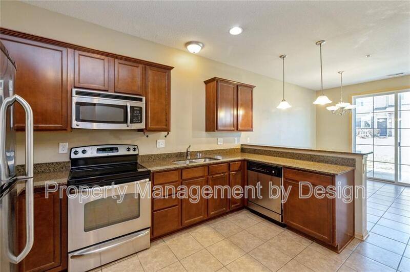 Townhouse for rent at 8580 Rock Dr, West Des Moines, IA 50266