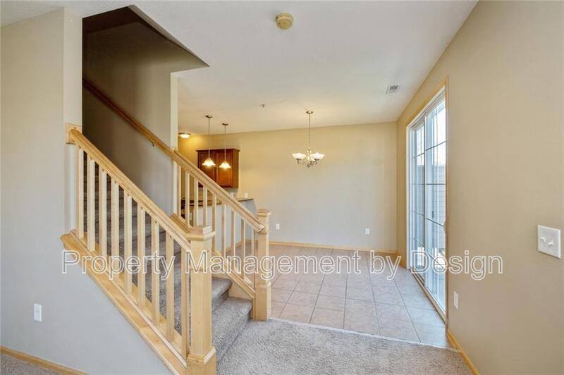 Townhouse for rent at 8580 Rock Dr, West Des Moines, IA 50266